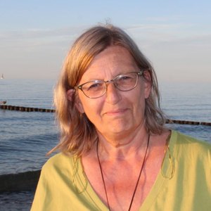 Thea Deyhle